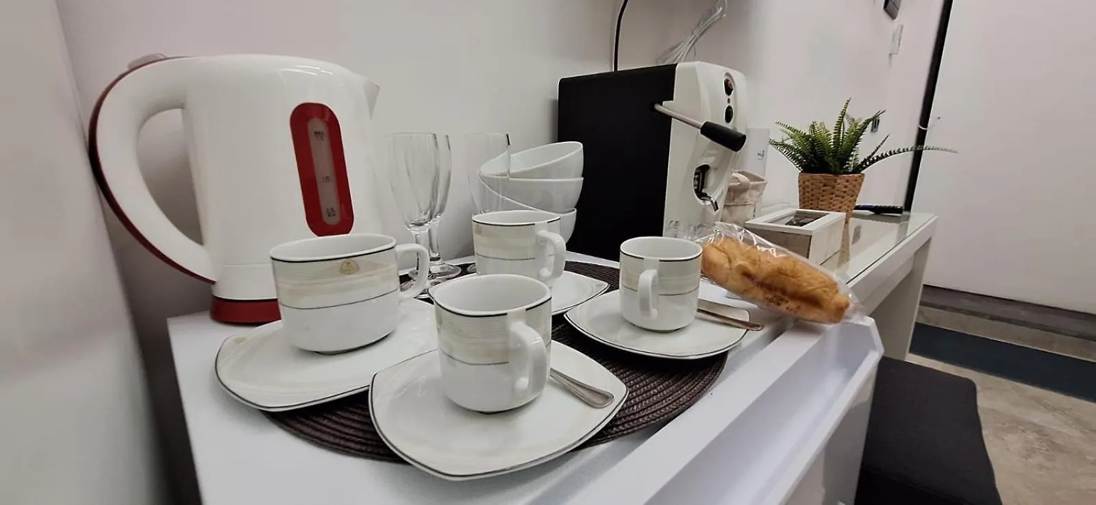 Lilly Apartment Катания