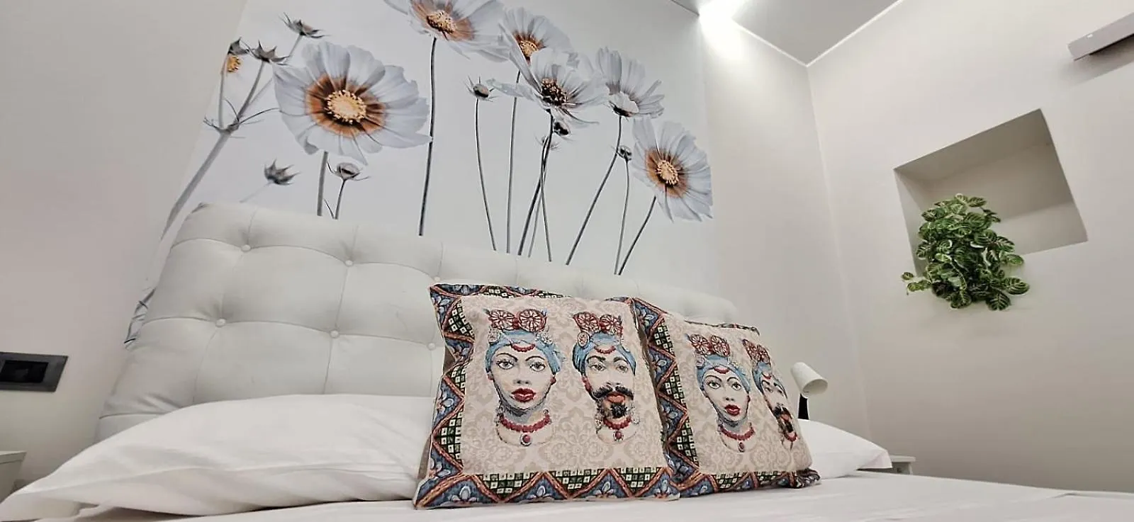 Lilly Apartment Catania Italy